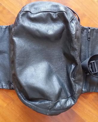 Accessori in pelle per moto