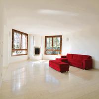 VILLA SINGOLA A BERNAREGGIO