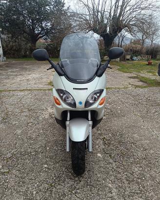 Scooter Piaggio X9. 250
