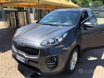 Kia asportAge 4,cc1.6 benzina160.000km,anno 2016
