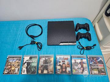 PS3 Slim 320GB con 2 controller e 6 giochi