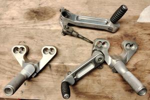 Pedane ergal CNC ducati 748 916 996 998