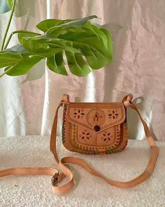 Borsa piccola fatta a mano   in Marocco