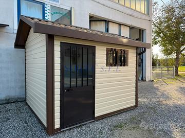 Casetta da giardino in pannello coibentato.