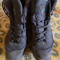 Scarponi da trekking Lowa