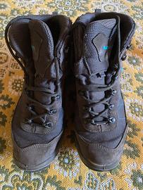 Scarponi da trekking Lowa