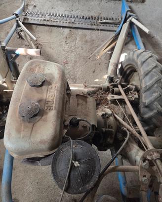 FALCIATRICE BCS 622 A BENZINA CON CARRELLO