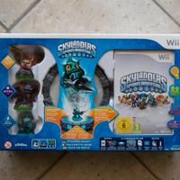 Skylanders: Spyro's Adventure con personaggi