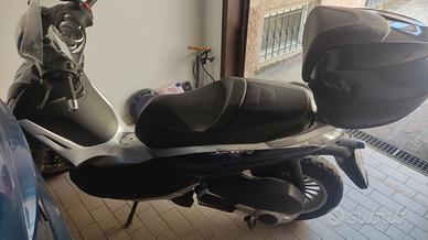 Piaggio Beverly 300