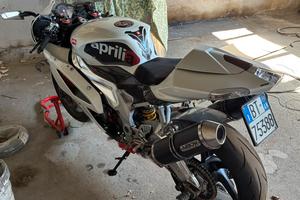 Rsv 1000 r