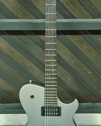 chitarra manson cort