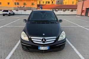 Mercedes-benz B 180 CDI Premium