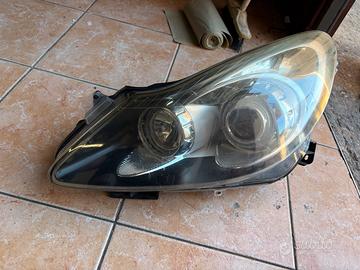 Faro opel corsa D