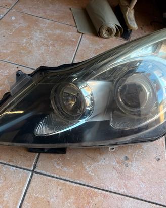 Faro opel corsa D