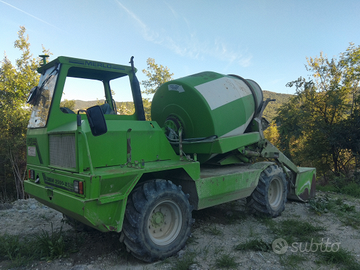 Betoniera autocaricante merlo