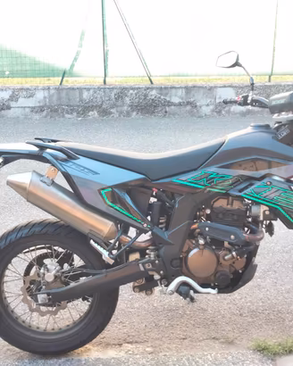 KL KXE 125 MOTARD