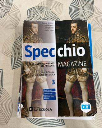 Testo scolastico Specchio magazine