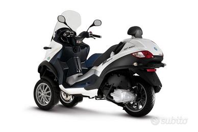 PIAGGIO MP3 300 RICAMBI