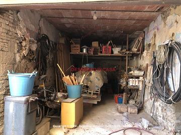 Garage, Polizzi Generosa.