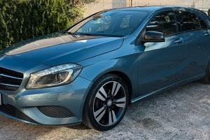 Mercedes Classe A 200 CDI W176 Dark Edition