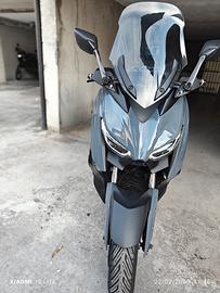 Yamaha xmax 300