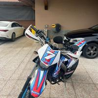 Moto 50 hm supermotard
