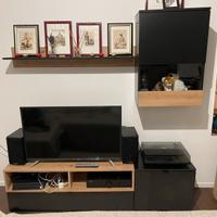 Mobile tv con pensili