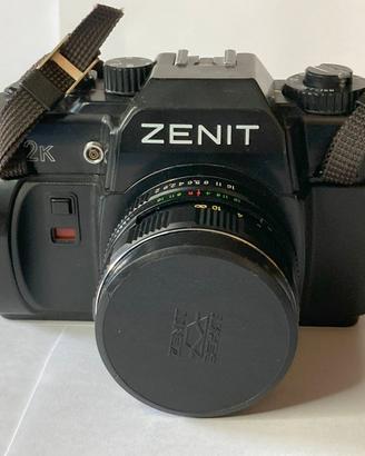 Zenit 122 K Reflex analogica