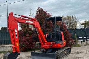 E176 Escavatore 32 q.li girosagoma