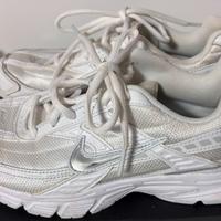 Scarpe Nike Initiator FZ9020-100 nr.38.5