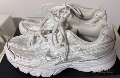 Scarpe Nike Initiator FZ9020-100 nr.38.5
