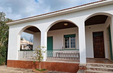 Villetta unifamiliare con giardino