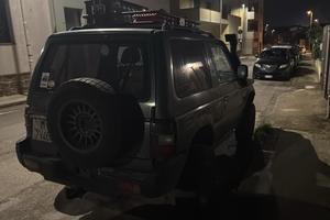 MITSUBISHI PAJERO V20 1992