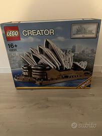 Lego Creator 10234 Sidney Opera House MISB