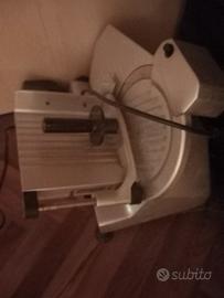 affetatrice buone condizioni