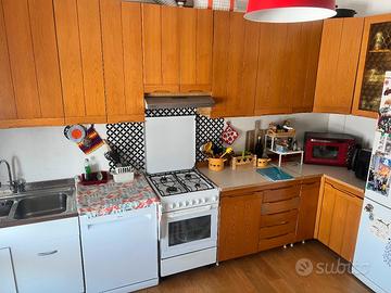 cucina modulare in legno 
