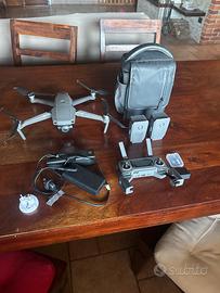DJI Mavic 2 Zoom – Kit completo accessoriato