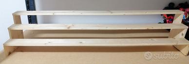 Espositore a scala in legno 75x15x15,5h cm