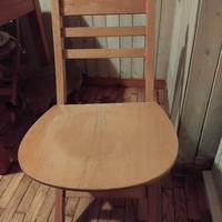 Quattro sedie pieghevoli in legno