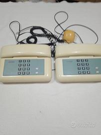 N°. 2 telefoni Sirio Sip. Giugiaro Design.