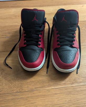 Nike Air Jordan 1 Low Reverse Bred-Pebbled Swoosh