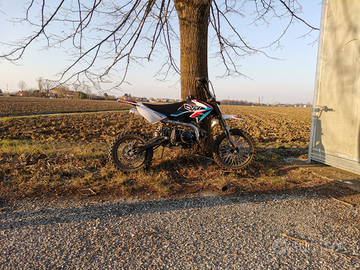 Pit bike 125