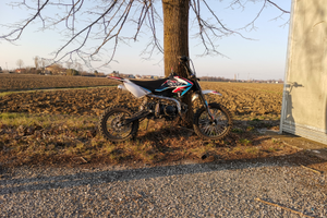 Pit bike 125