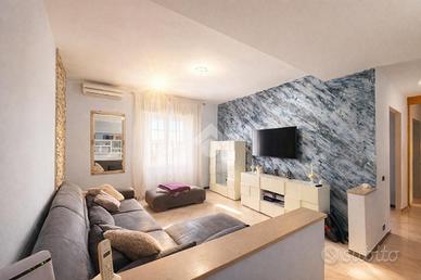 3 LOCALI A LA SPEZIA