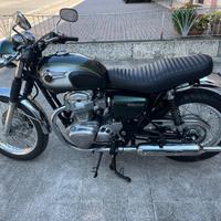 Kawasaki W800 -2011-