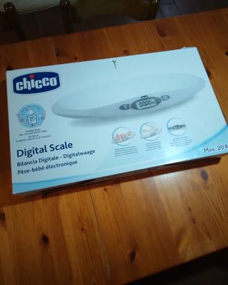 bilancia pesa neonati 