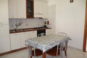 Camere singole a studenti/sse