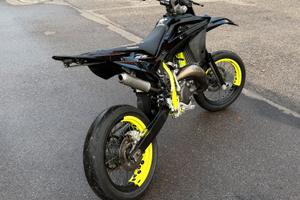 Husqvarna Sm/Cr 125 2010