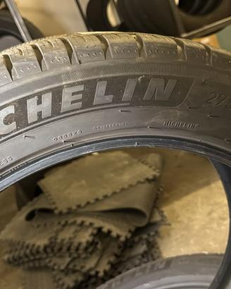 4 Pneumatici Michelin Invernali BMW X6 275/45 R20
