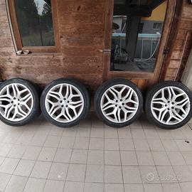 cerchi e gomme r. 20 per rrevoque 